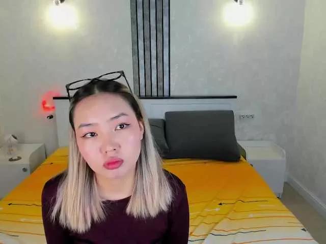 spooky-tyan on BongaCams 