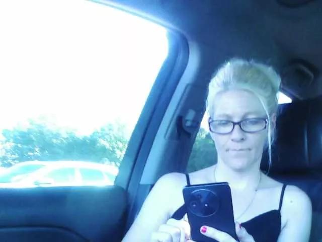 Spunfun23069 on BongaCams