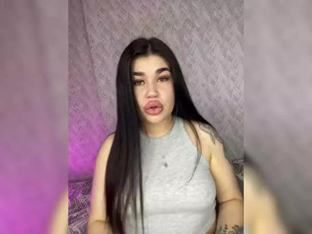 suchka-black- on BongaCams 