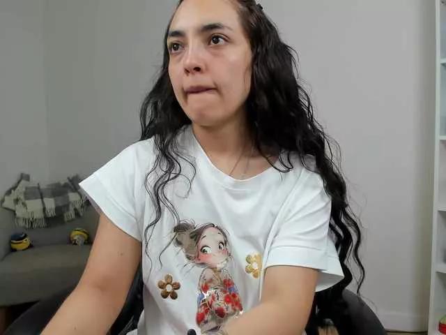 summerevans on BongaCams 