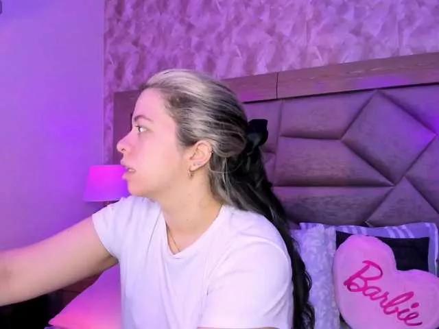 SusanRomero on BongaCams 