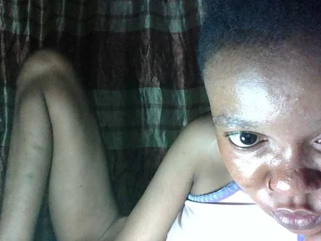 Sweet-Iddah on BongaCams 
