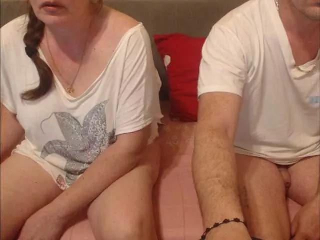 sweetcouplesw on BongaCams 