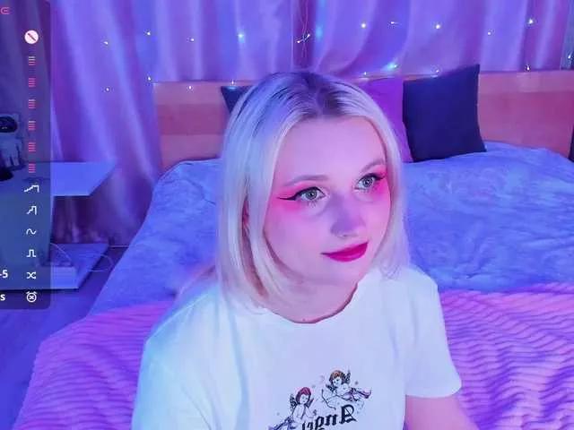 sweeteRose on BongaCams 