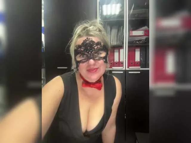 SweetMammy-1 on BongaCams 