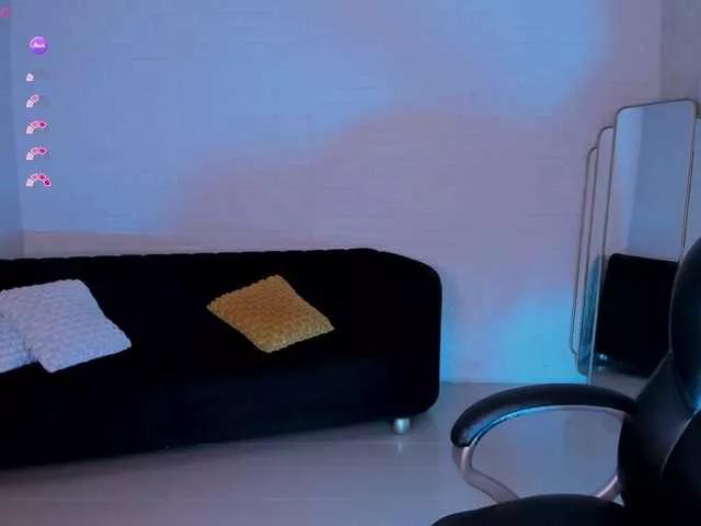 TaraLawrence on BongaCams 