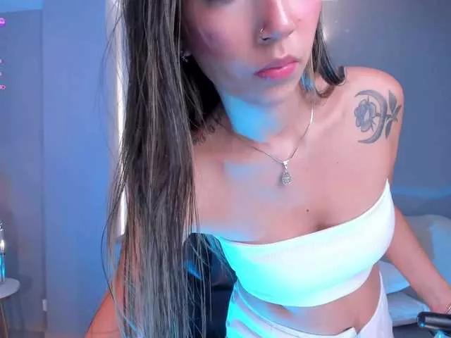 TaraLawrence on BongaCams 
