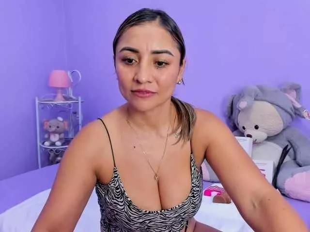 taste-bigass on BongaCams 