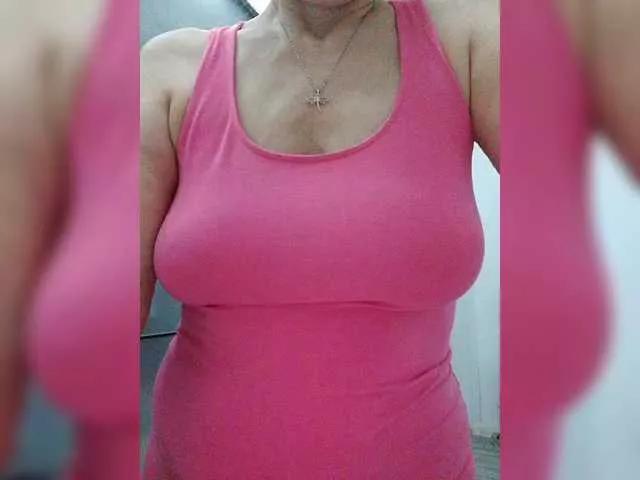 Tata42 on BongaCams 