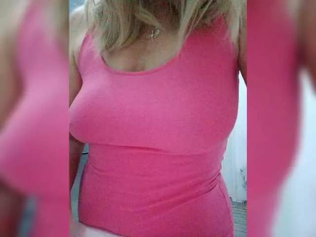 Tata42 on BongaCams 