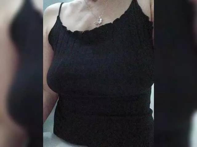 Tata42 on BongaCams 