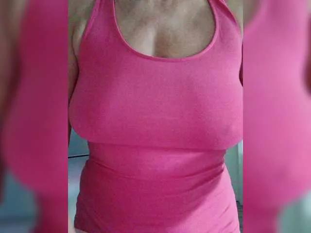 Tata42 on BongaCams 
