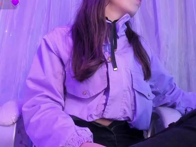 Tatanieves777 on BongaCams 