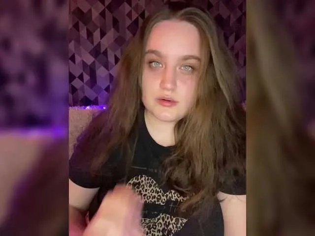 Offline TeddyGirl on BongaCams