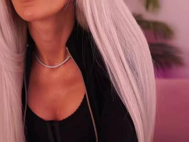 TheFallingAngel on BongaCams 