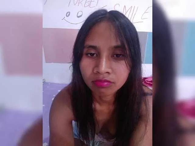 TitiAnnah on BongaCams 