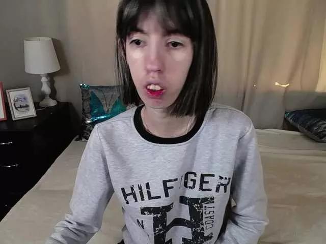 Unusual-G on BongaCams 