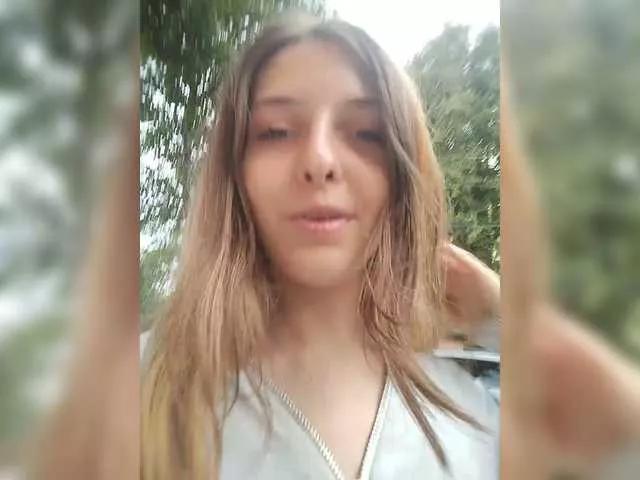 VelvetMoon11 on BongaCams