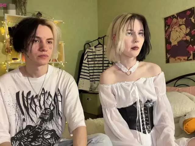VeryRareTwins on BongaCams 