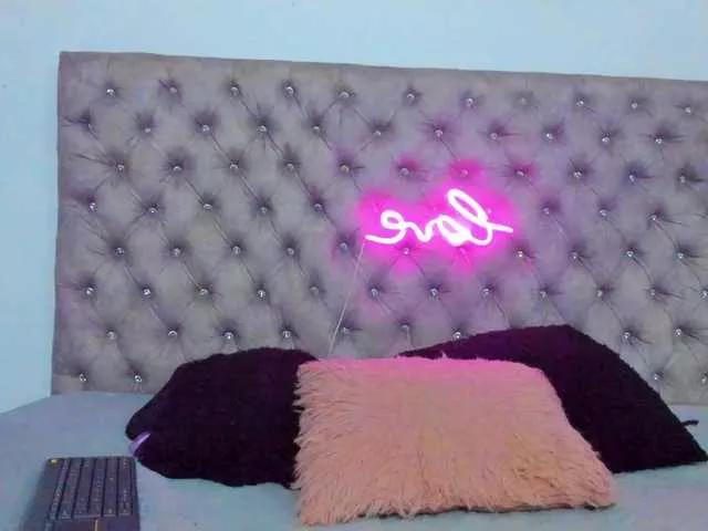victoria-ferrera on BongaCams 