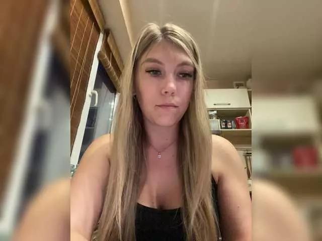Victoria1216 on BongaCams 