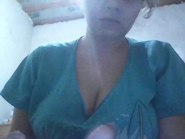 Vika-34 on BongaCams 