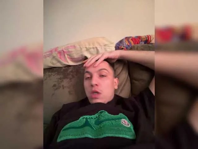 Freechat Vikos on BongaCams