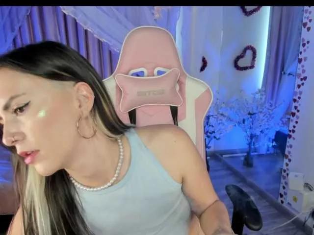 violeth on BongaCams 