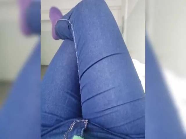 Vivadivawow on BongaCams 