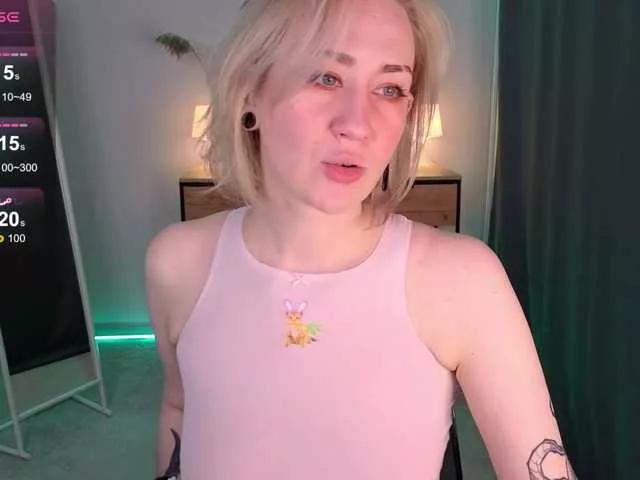 Winona-Why on BongaCams 