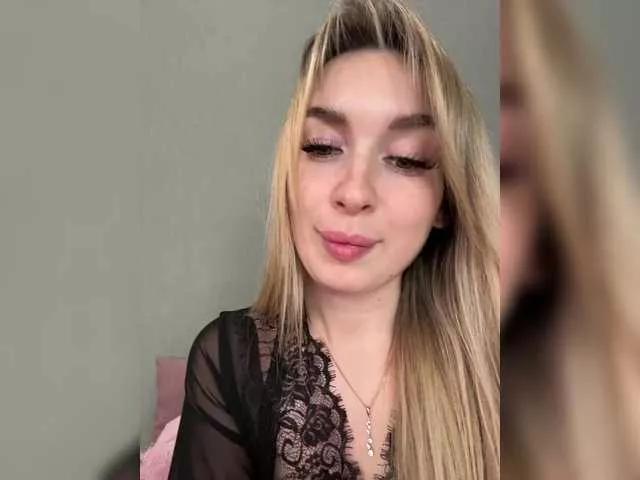 x-----x on BongaCams 