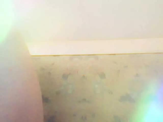 XMomentX1 on BongaCams 