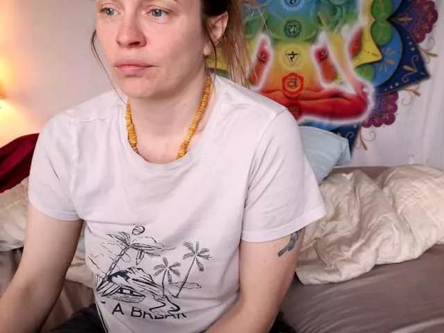 XxpixeyxX on BongaCams 