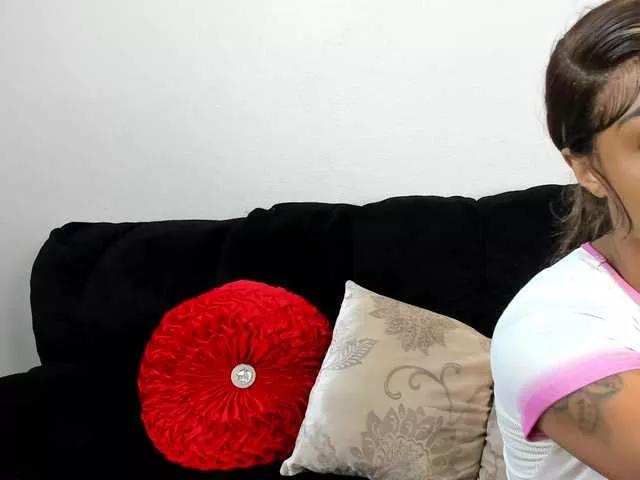 Yiauana on BongaCams 
