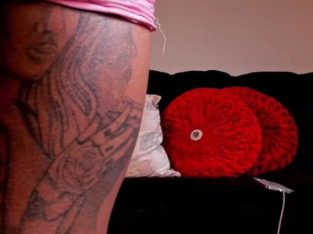 Yiauana on BongaCams 