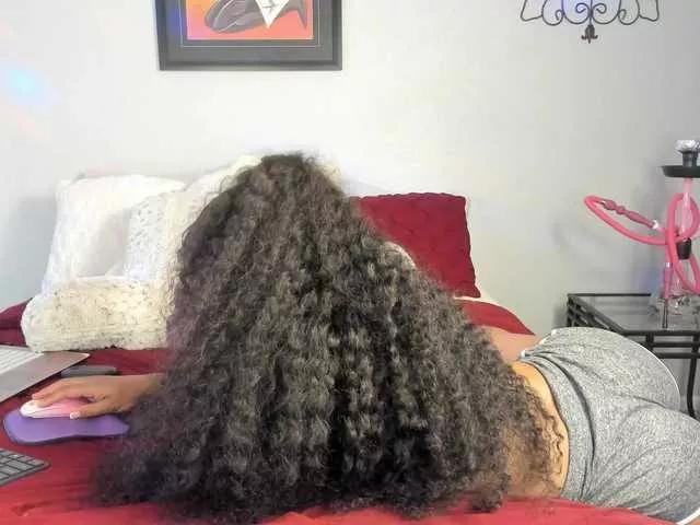 Yiauana on BongaCams 