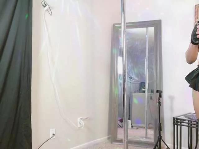 Yiauana on BongaCams 