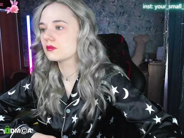 your-small-bunny on BongaCams 