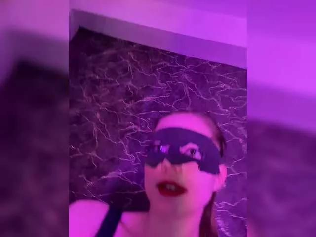YouShlut on BongaCams 