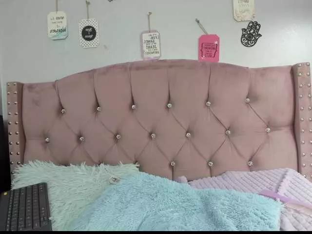 zephyra-angels on BongaCams 