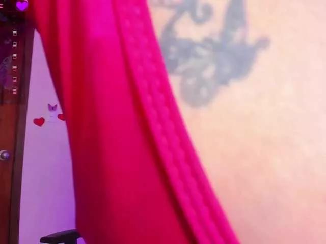 zully-jones on BongaCams 