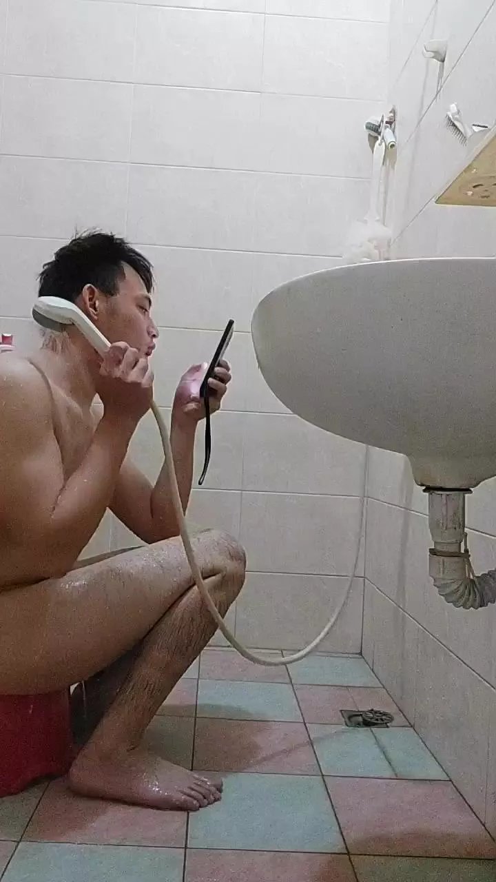 Offline 4a2j2001 on Cam4