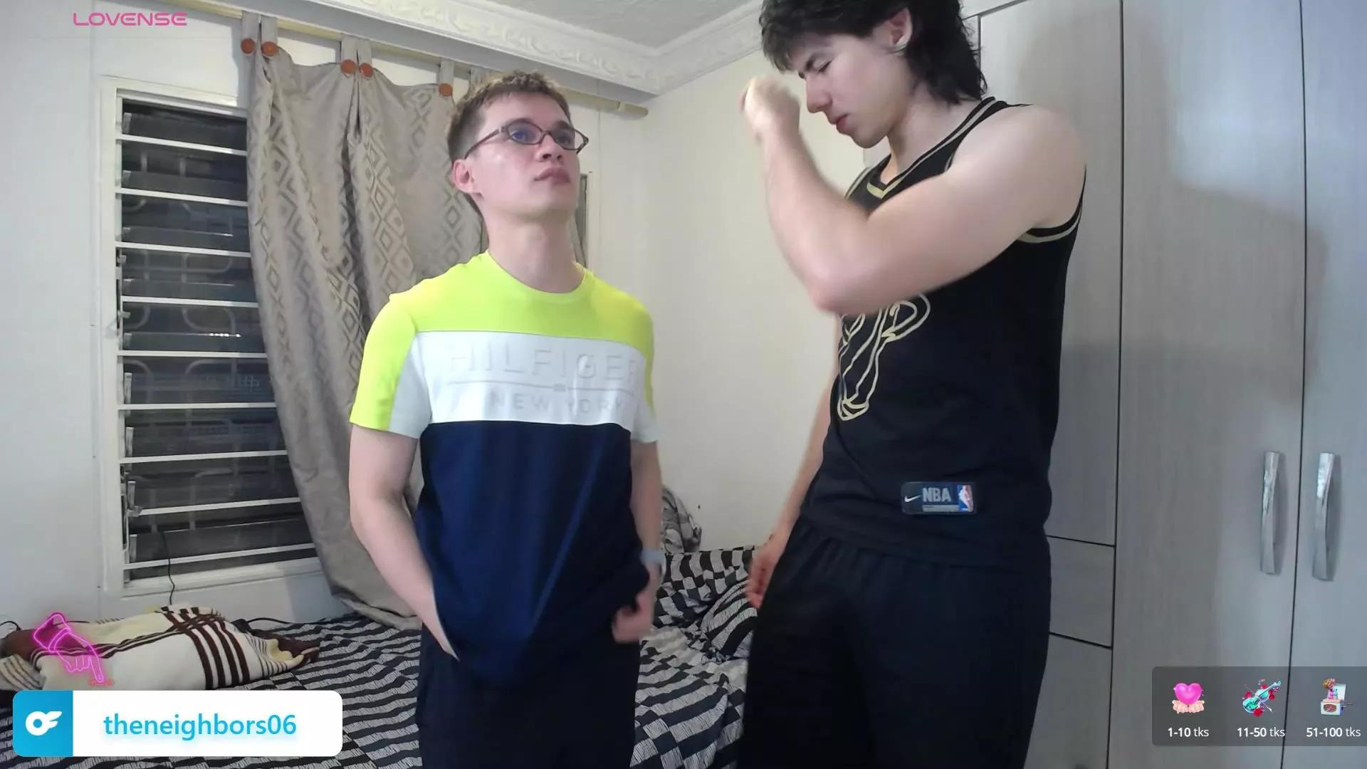 _the_neighbors on Cam4 