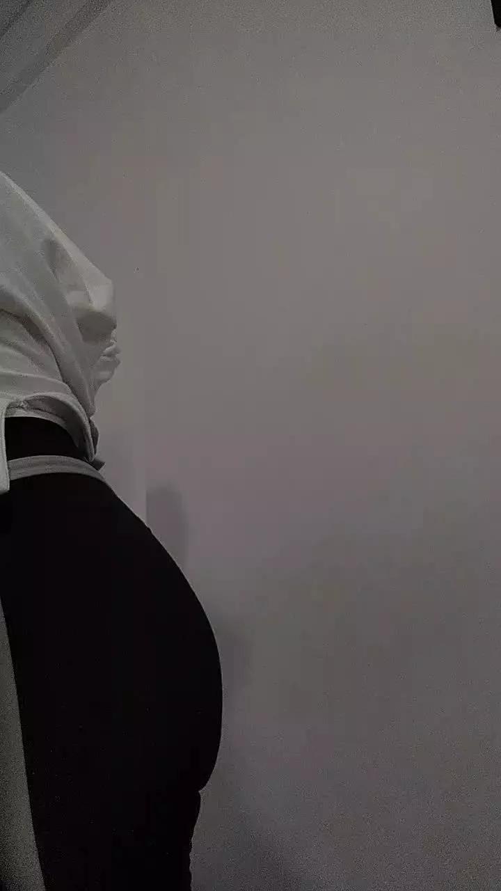 Abixxx_ on Cam4 