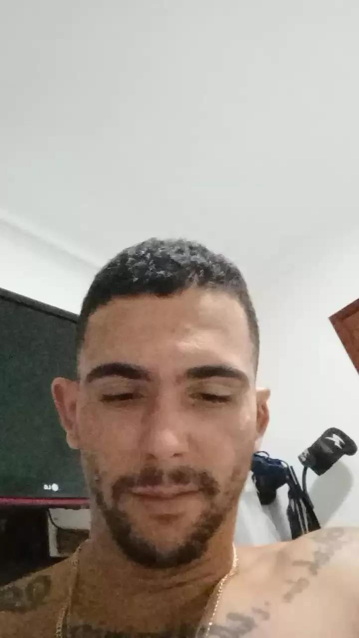 AbrahaoLutador on Cam4 