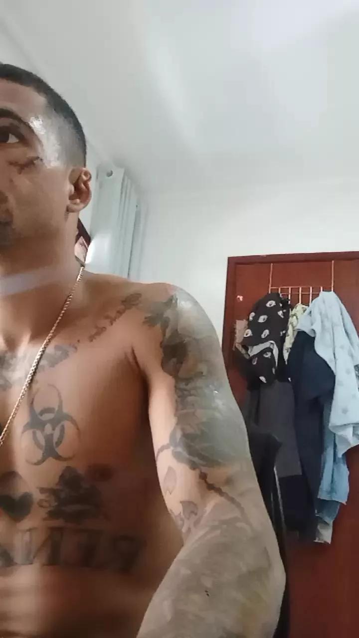 AbrahaoLutador on Cam4 