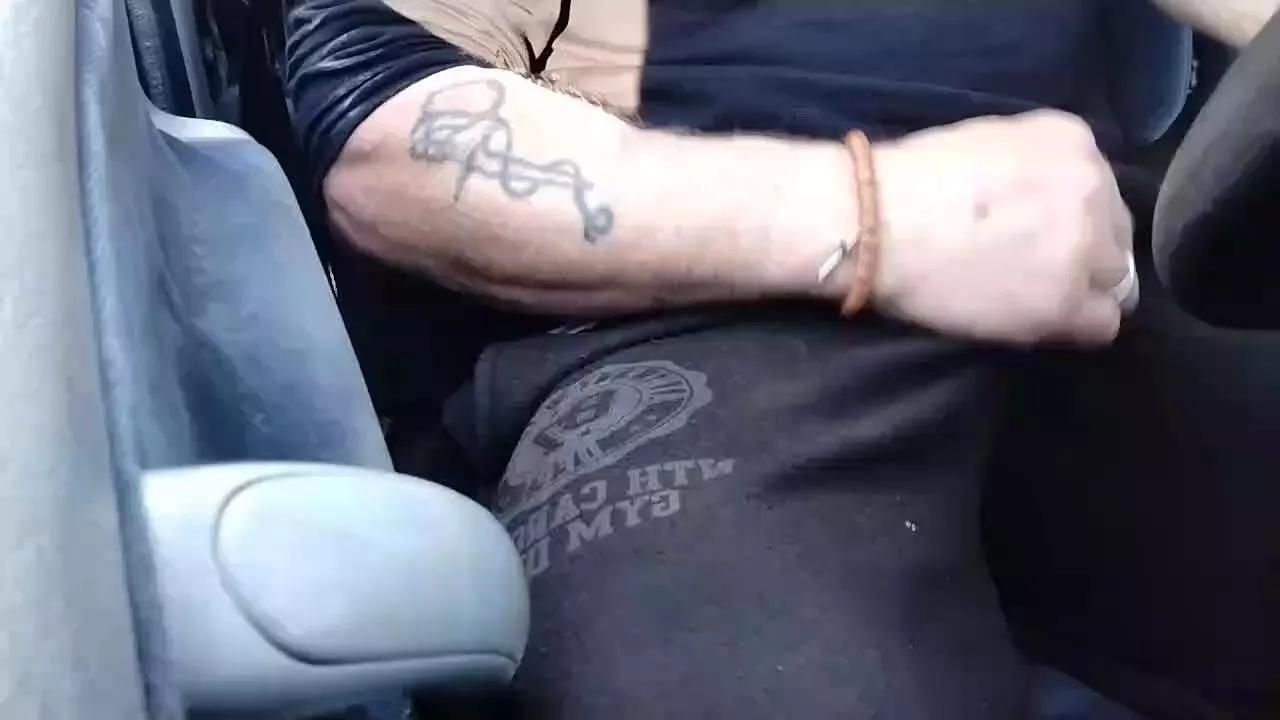 aigledauphin21 on Cam4 