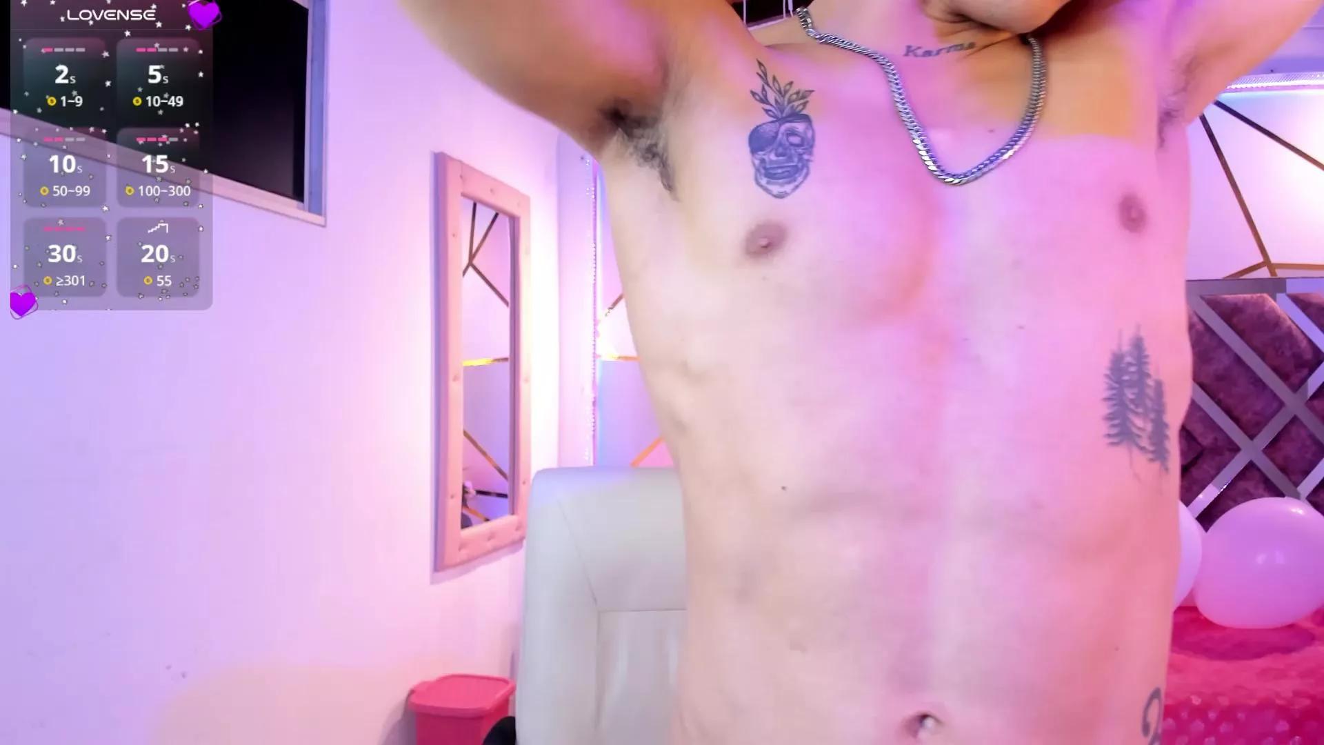 Akaza_ on Cam4 