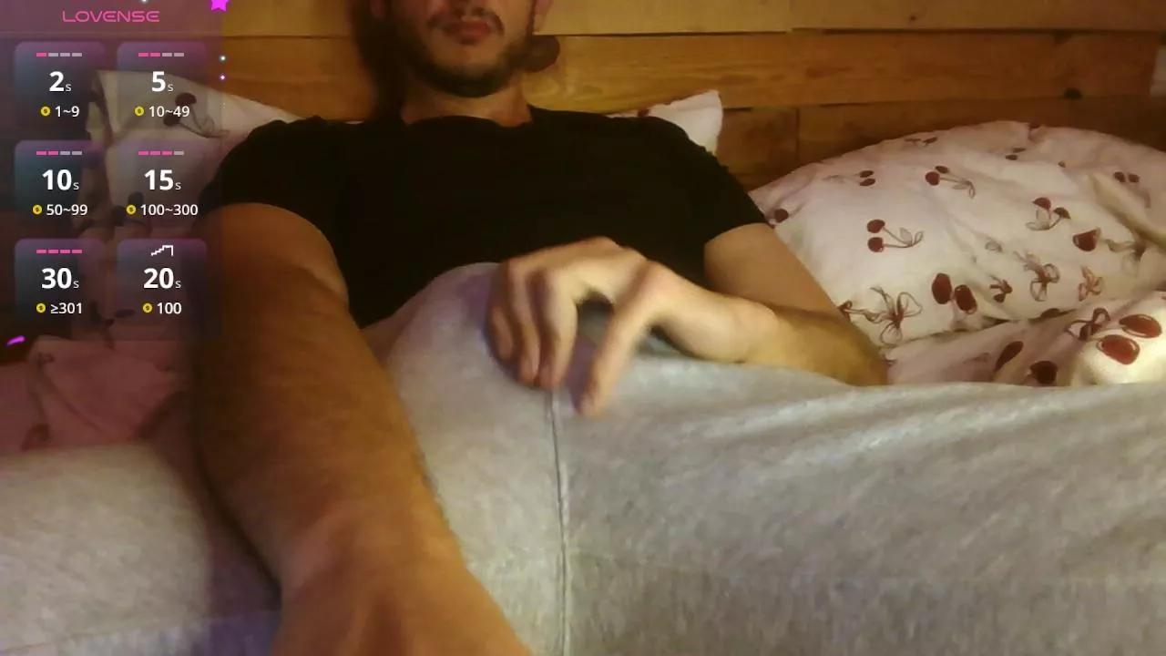 Akraga_cam on Cam4 