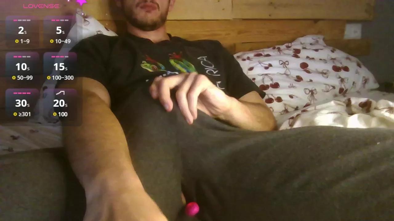 Akraga_cam on Cam4 